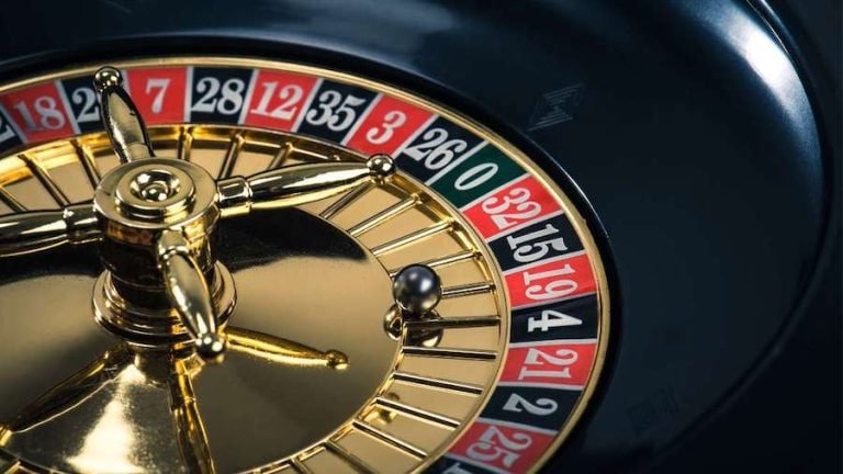 shweballon ကာစီနို VIP ကစားသမားများ Baccarat ဂိမ်း ကစားနေသောမြင်ကွင်း